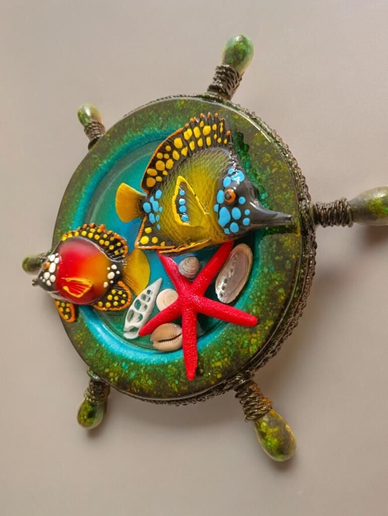 Deniz Temalı Dekorasyon İçin Eşsiz Dümen ve Zarif Balık Süsü