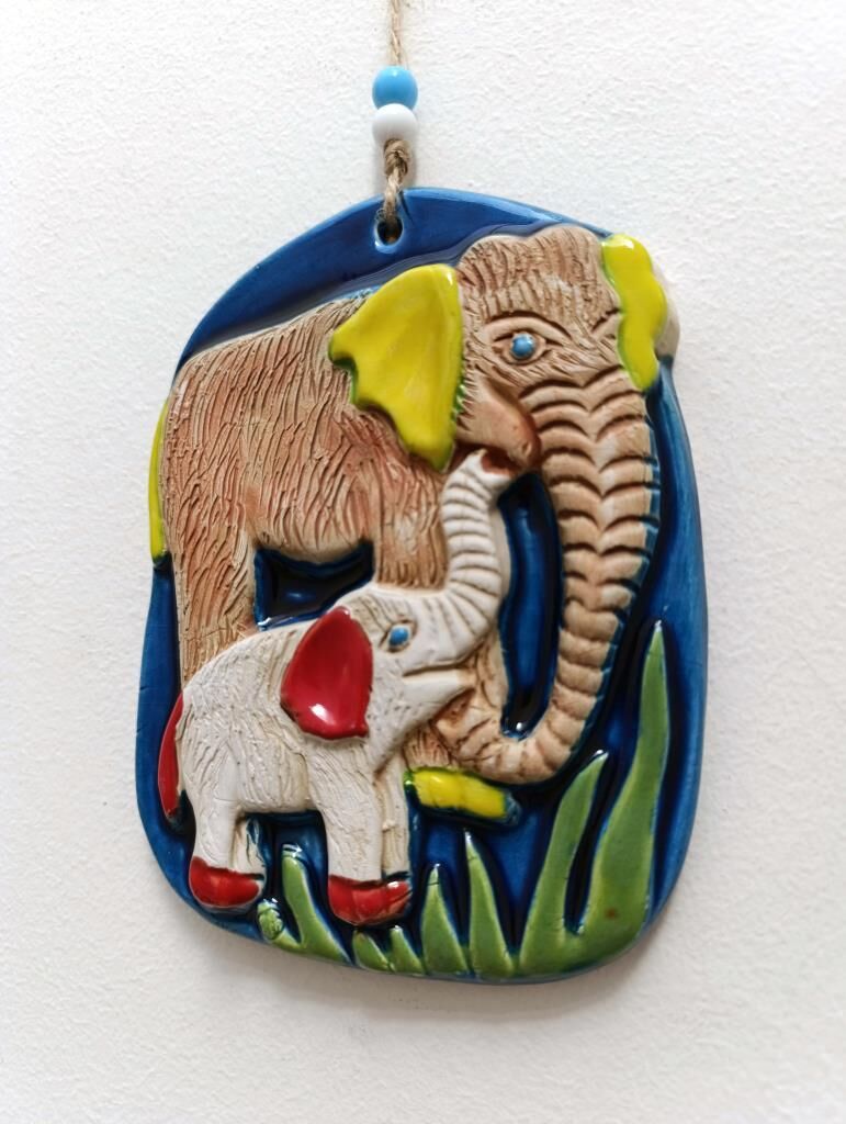 Seramik Fil Ailesi Dekoratif El İşi Duvar Süsü