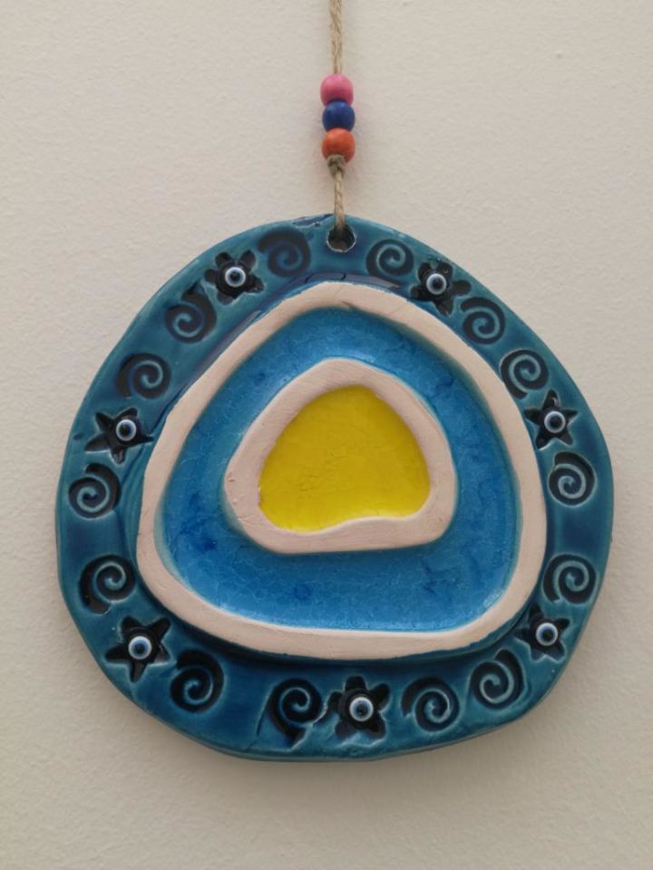Nazarlık Şekilli Dekoratif Askılı Duvar Süsü 16*16 cm