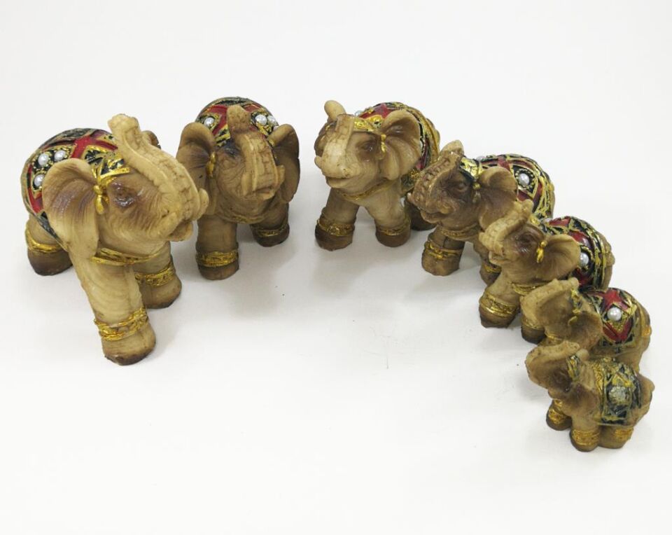 Yedili Uğurlu Fil Dekoratif Biblo