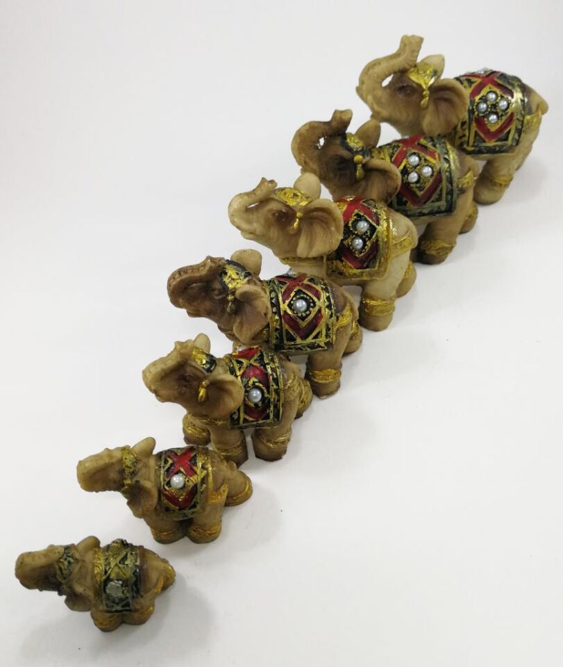 Yedili Uğurlu Fil Dekoratif Biblo