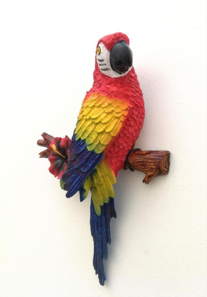Dekoratif Dal Üstünde Renkli Papağan Duvar Süsü
