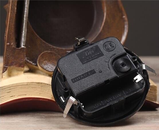 Keman Tasarımlı Dekoratif Masa Saati Ofis Aksesuarı Ev Dekor