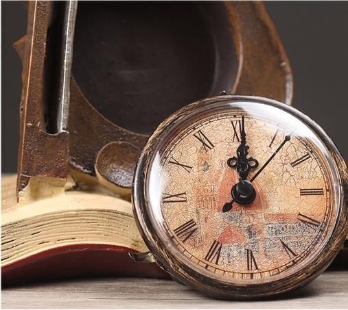 Keman Tasarımlı Dekoratif Masa Saati Ofis Aksesuarı Ev Dekor