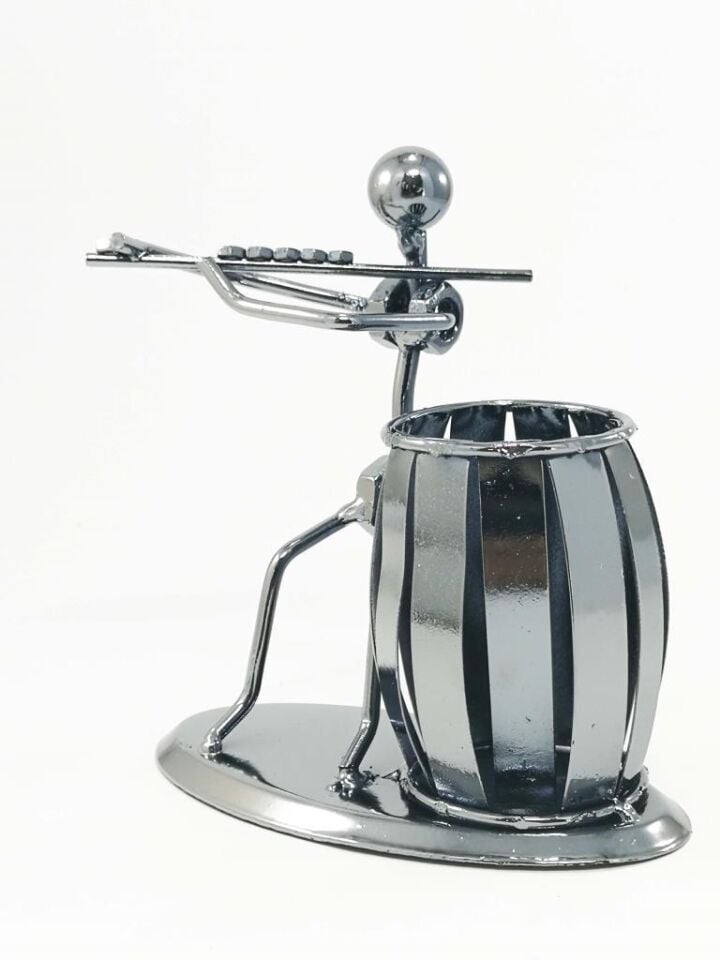 Dekoratif Yan Flüt Çalan Adam Metal Kalemlik Masa Süsü