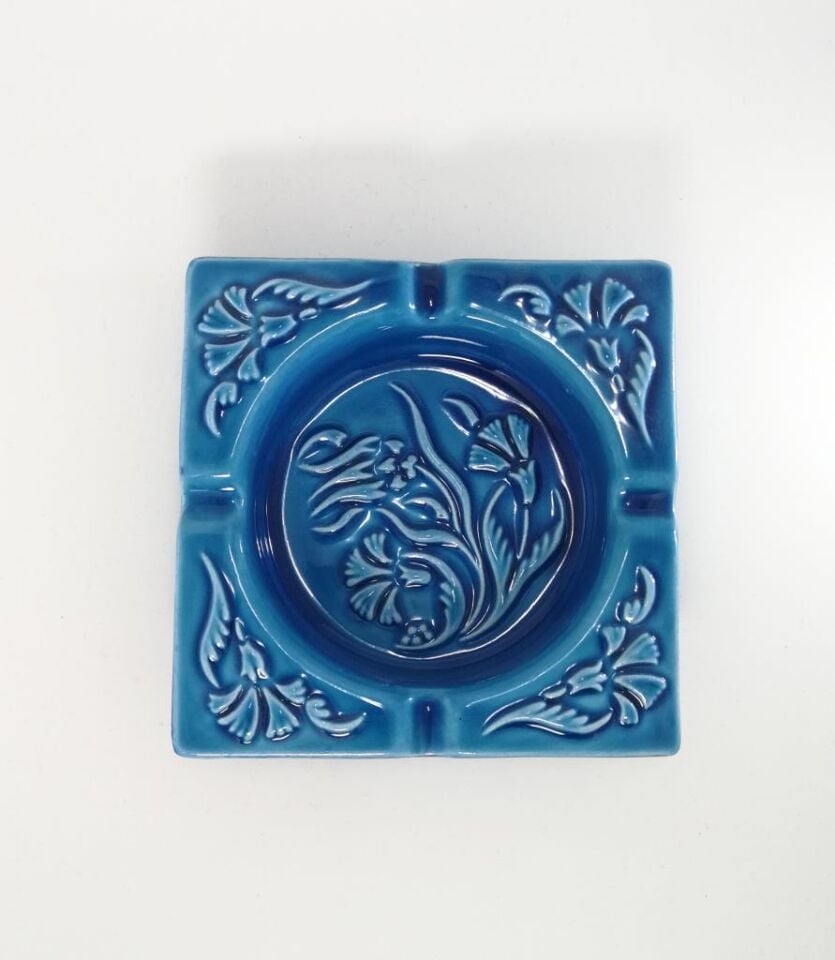 Dekoratif El Yapımı Kabartmalı Çini Seramik Küllük Büyük Boy Kül Tablası