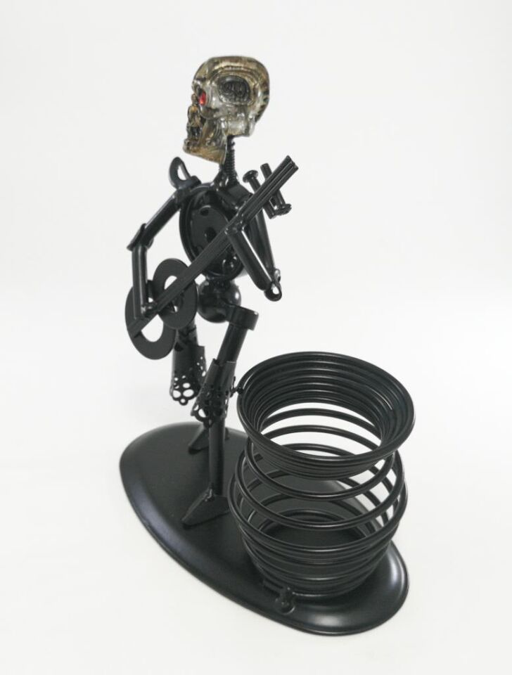 Dekoratif Gitar Çalan Kuru Kafa Metal Kalemlik Masa Dekoru Masa Kalemliği