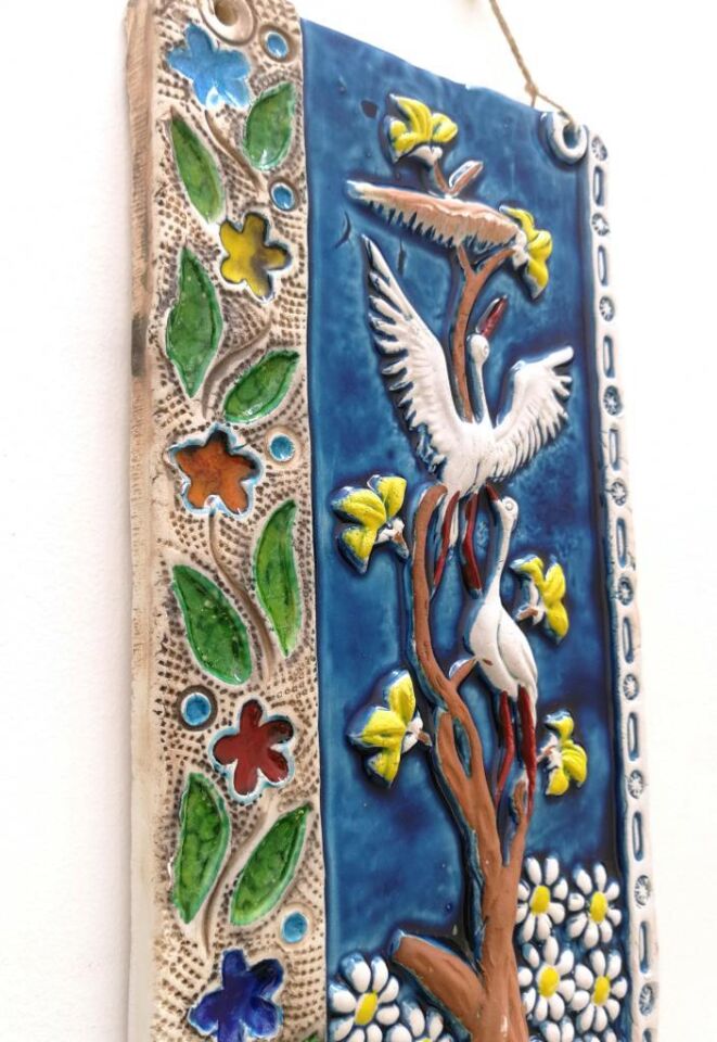 Seramik Leylek ve Çiçek Figürlü El İşi Duvar Süsü Büyük Boy Nazarlık