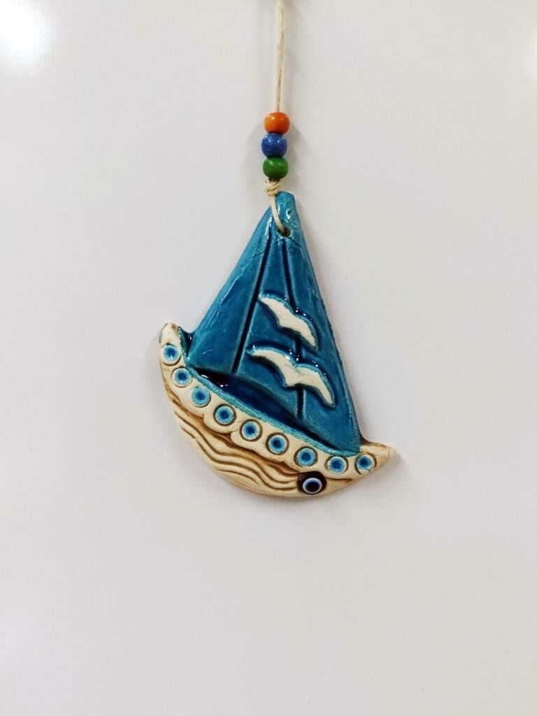 Seramik Mini Gemi Nazarlıklı Dekoratif Duvar Süsü 10x13 cm