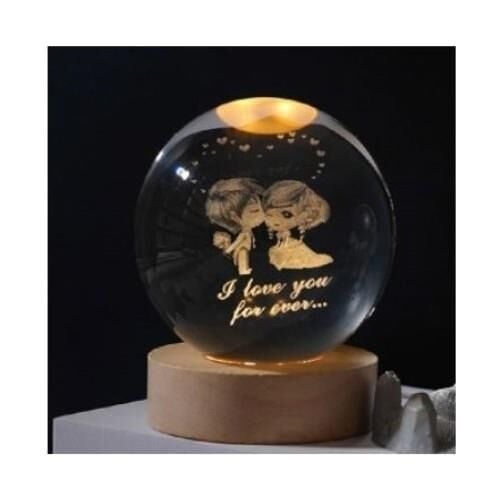 Dekoratif Led Işıklı Kristal Sevgili Tasarımlı Ahşap Standlı Işıklı Cam Küre Ev Ofis Dekoru