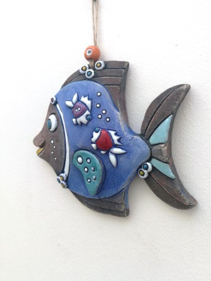 Özel Tasarım Gülen Sevimli Balık Seramik Duvar Süsü