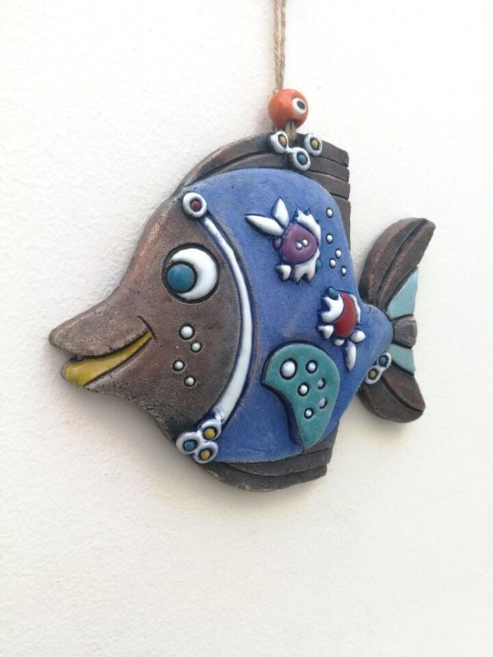 Özel Tasarım Gülen Sevimli Balık Seramik Duvar Süsü