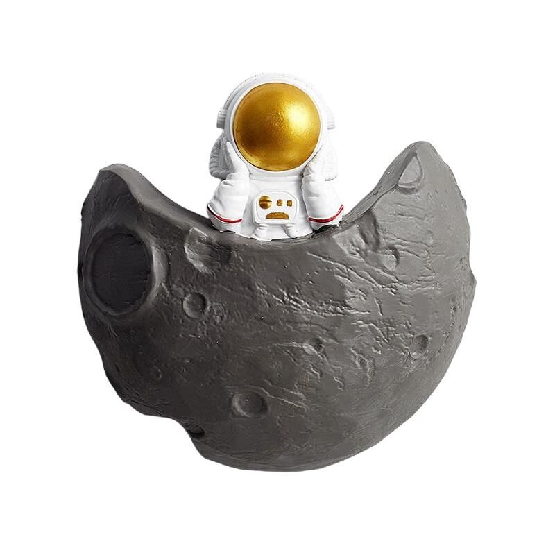 Dekoratif Modern Büyük Boy 1 Adet Ay Üstünde Astronot Figürlü Ev Dekoru Çocuk Odası Duvar Dekoru