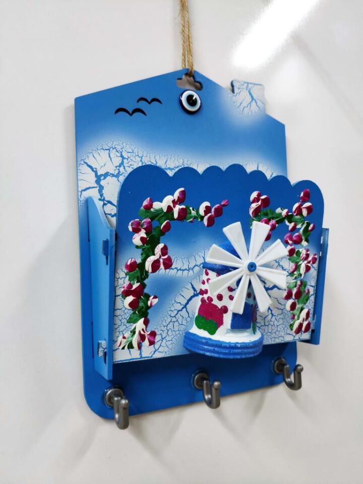 Çİçek ve Değirmen Süslemeli Dekoratif Anahtarlıklı Posta Kutusu