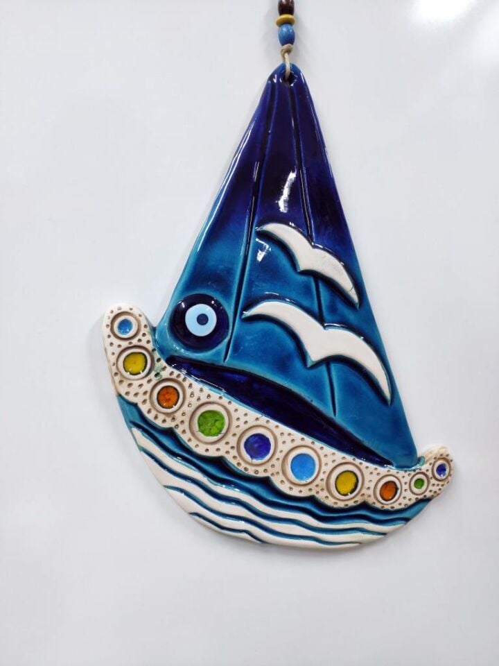 Seramik Gemi Martı ve Nazarlıklı Dekoratif Duvar Süsü 28x36 cm
