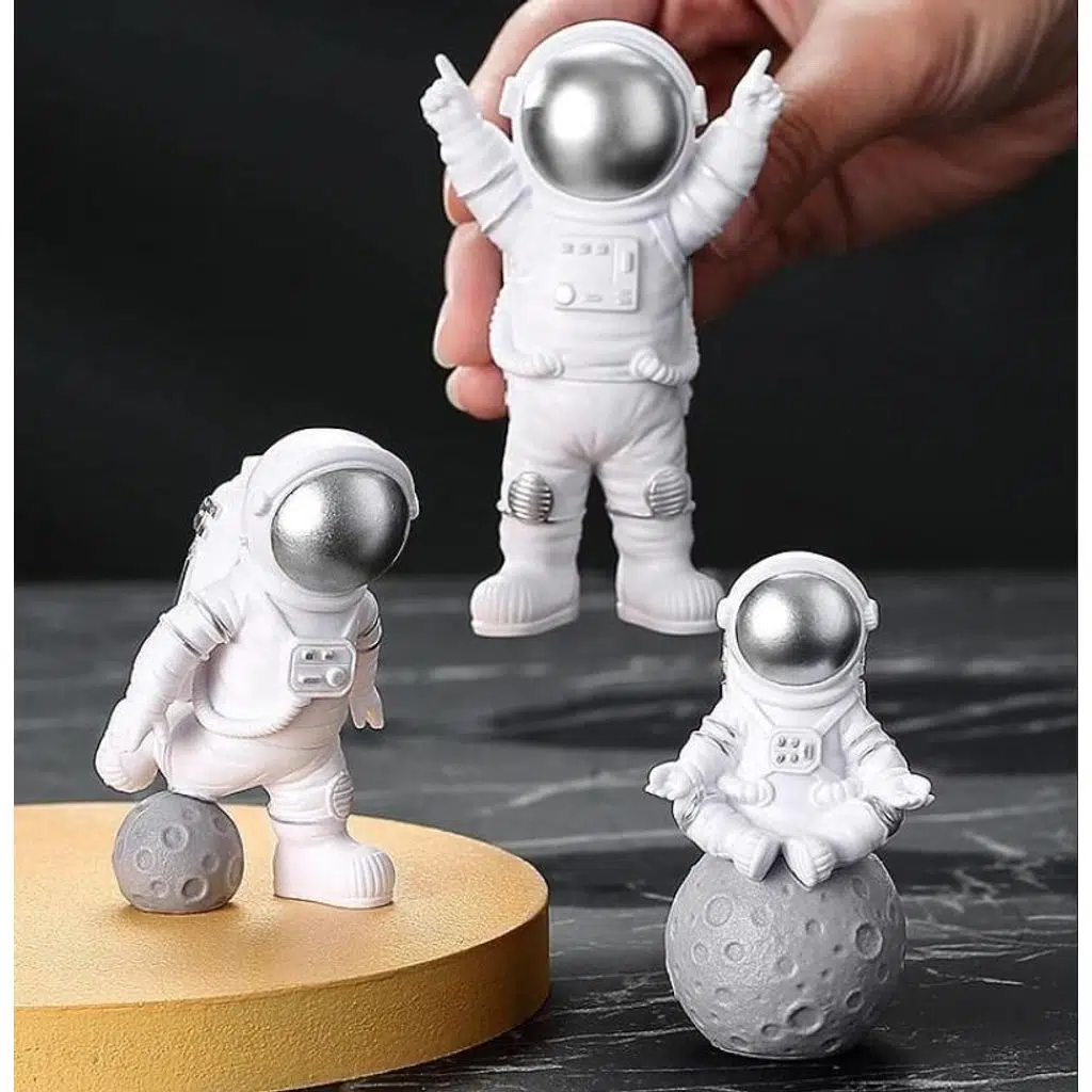 3 Adet Astronot Figürü Dekoratif Heykel Modern Ev Dekorasyon Çocuk Odası Dekor Biblo - Gümüş